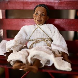 Daddy's Long Legs: Keisha - The Mud Pie Angle